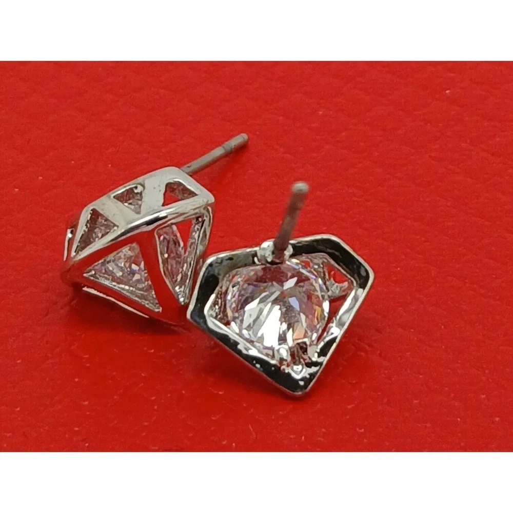Vintage 90s Silver Tone Geometric‎ Diamond Cage Stud Earrings Clear Stone New